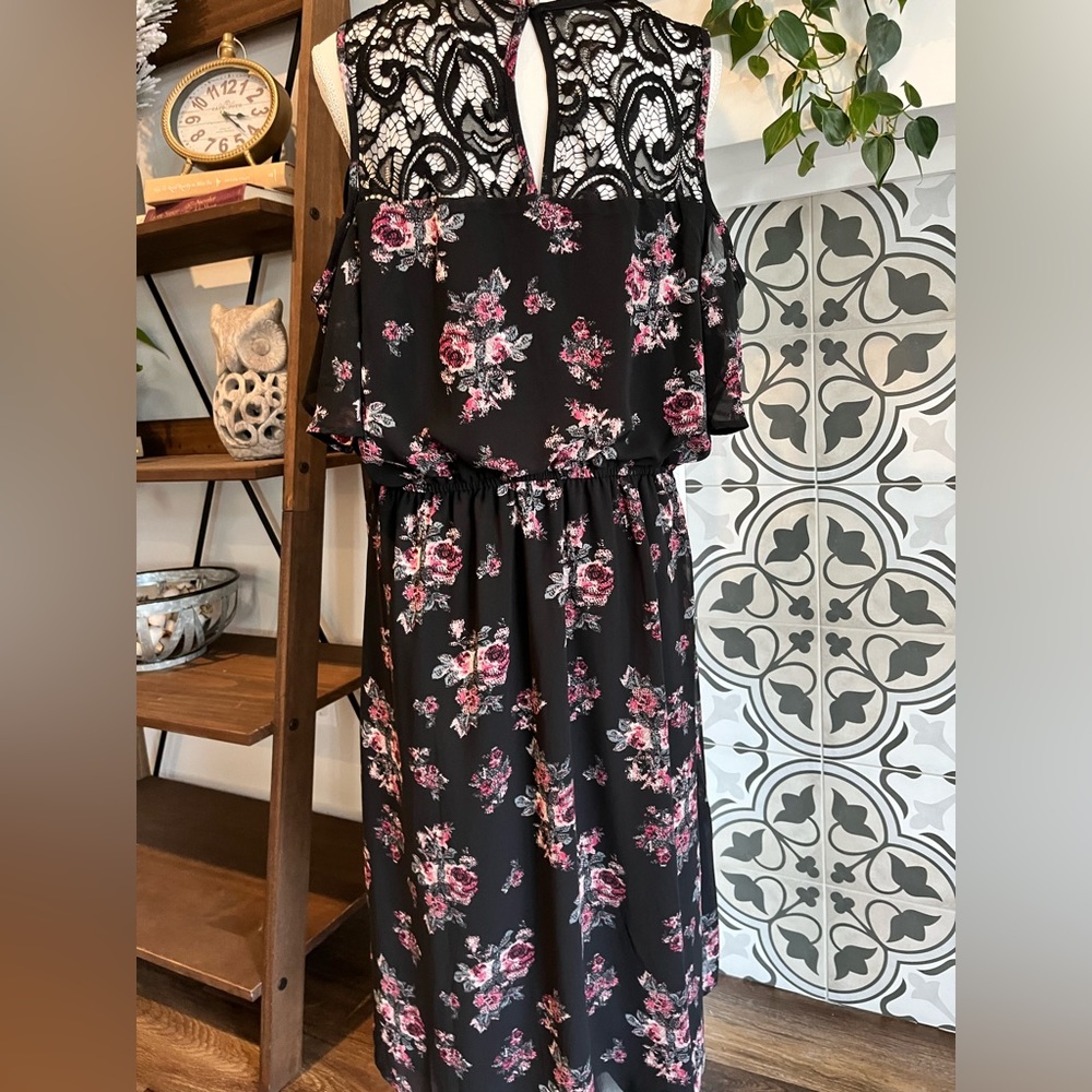 Maurice’s cold shoulder black flower dress, xl